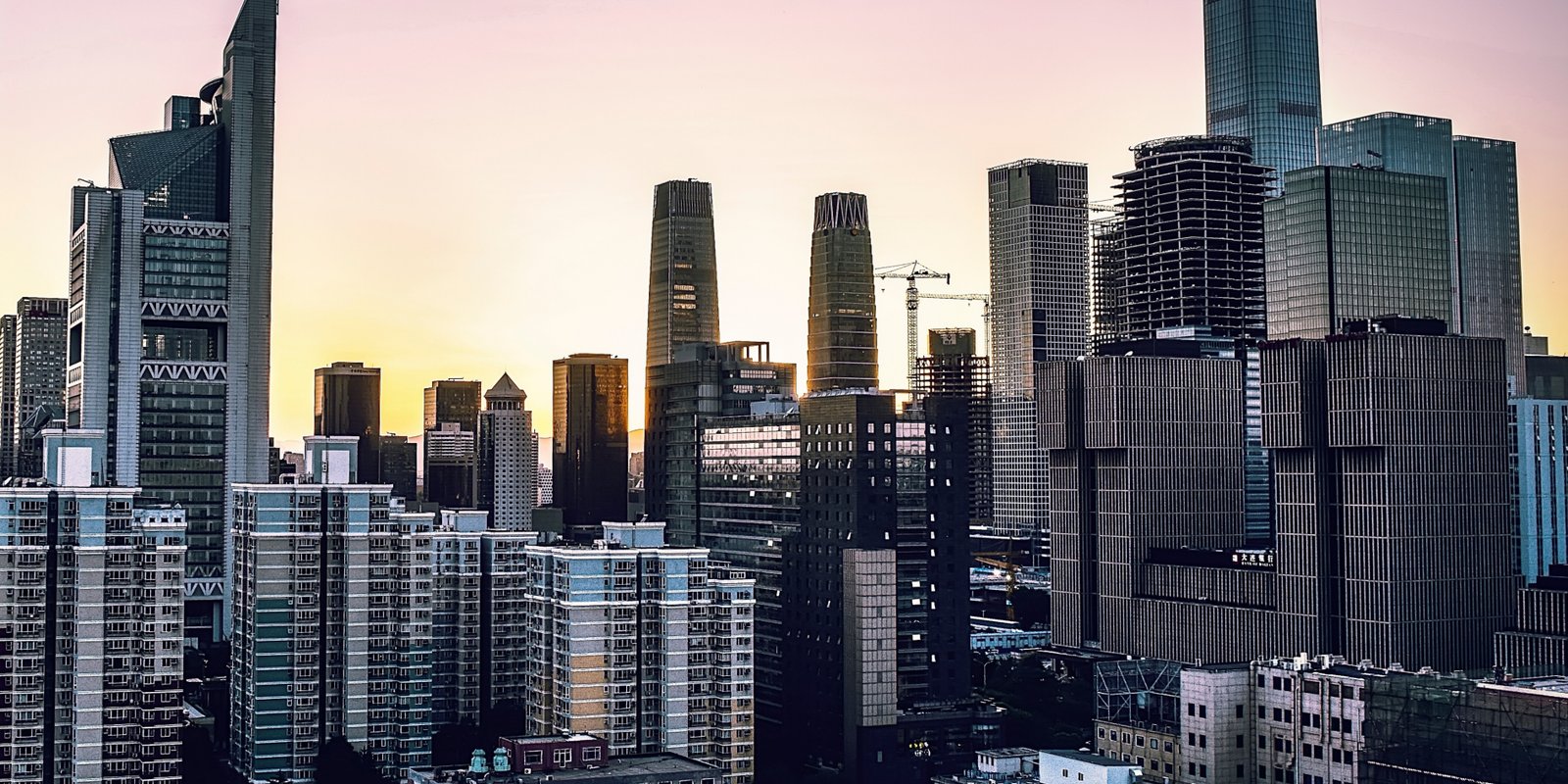 Eum atque magnam acc